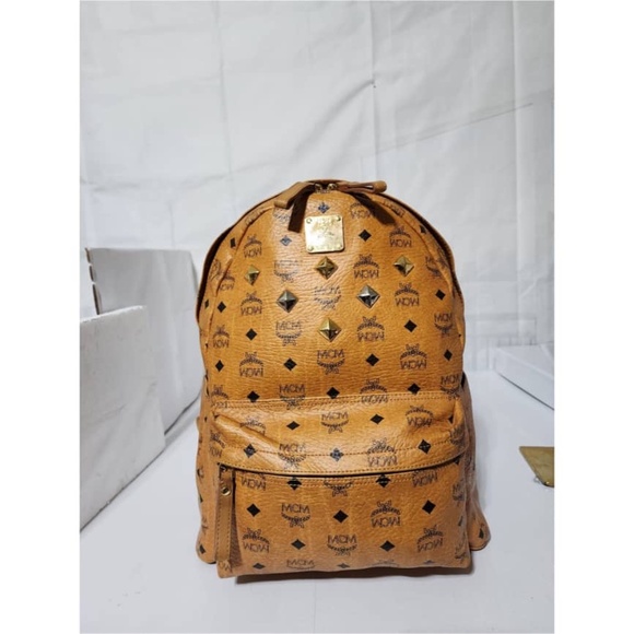 Authentic MCM Visetos Medium Sprinkle Stud Stark Backpack Cognac - Picture 1 of 16